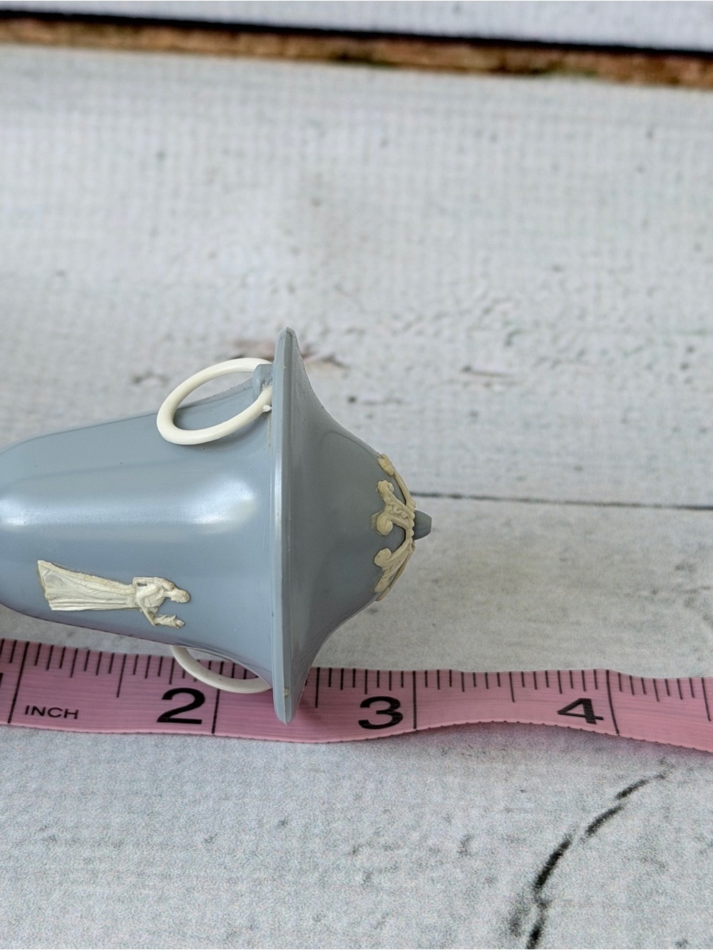 Pair of Gray Decorative Covered Urns with Cream Relief Accents - Picture 7 of 15